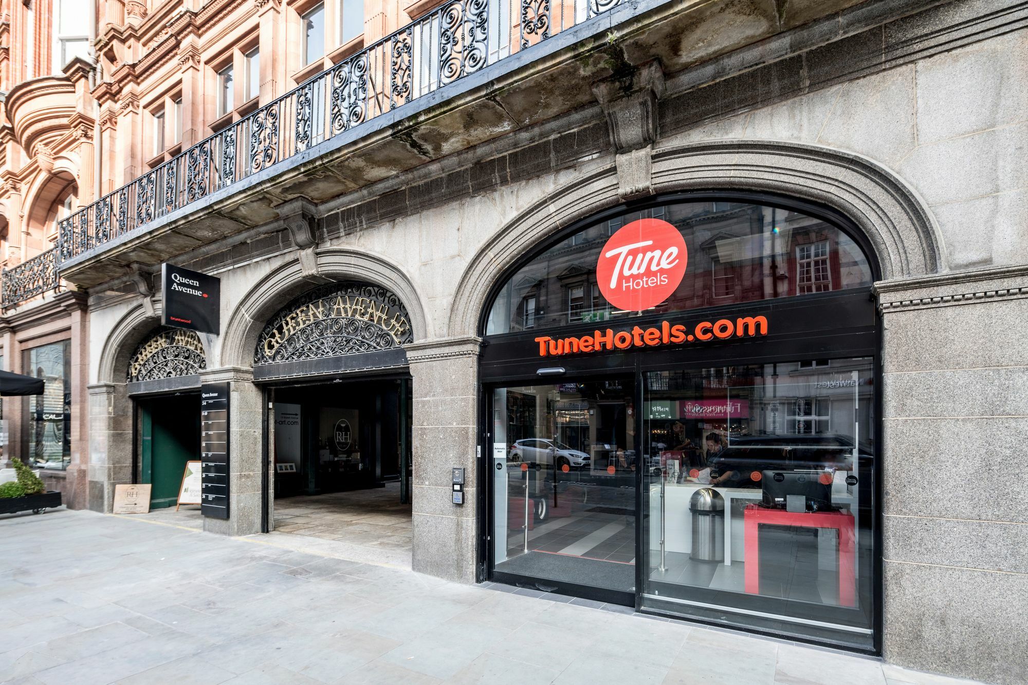 Tune Hotel Liverpool Exterior photo